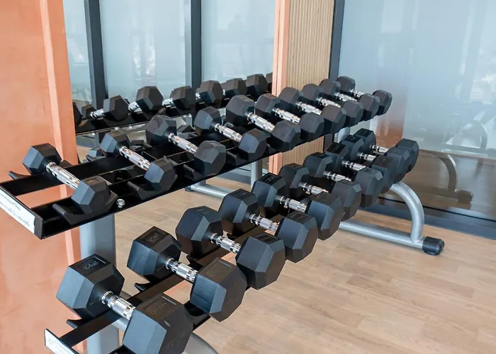 公寓 500m Bts L Chao Phraya River L Pool And Gym 曼谷